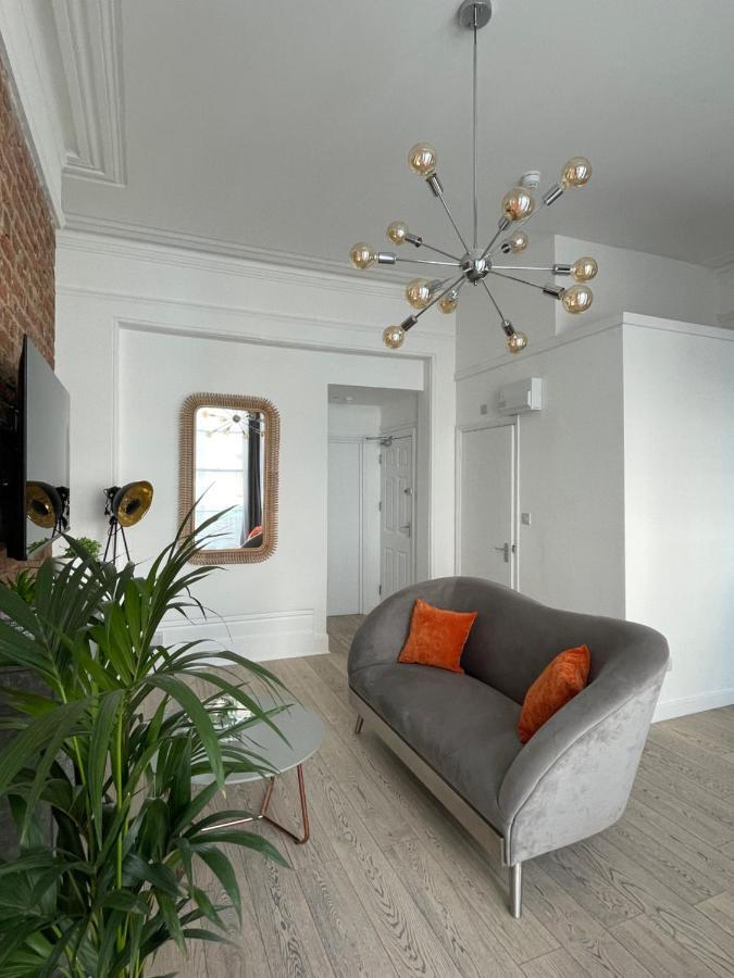 Salt Life Modern Apartment Brighton Exterior photo